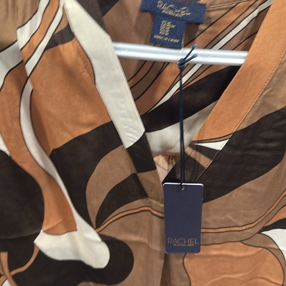 Rachel Abstract Tan and Black Blouse - Picture 2 of 3